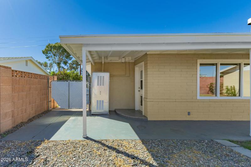42 - Oak Rear Patio Entry