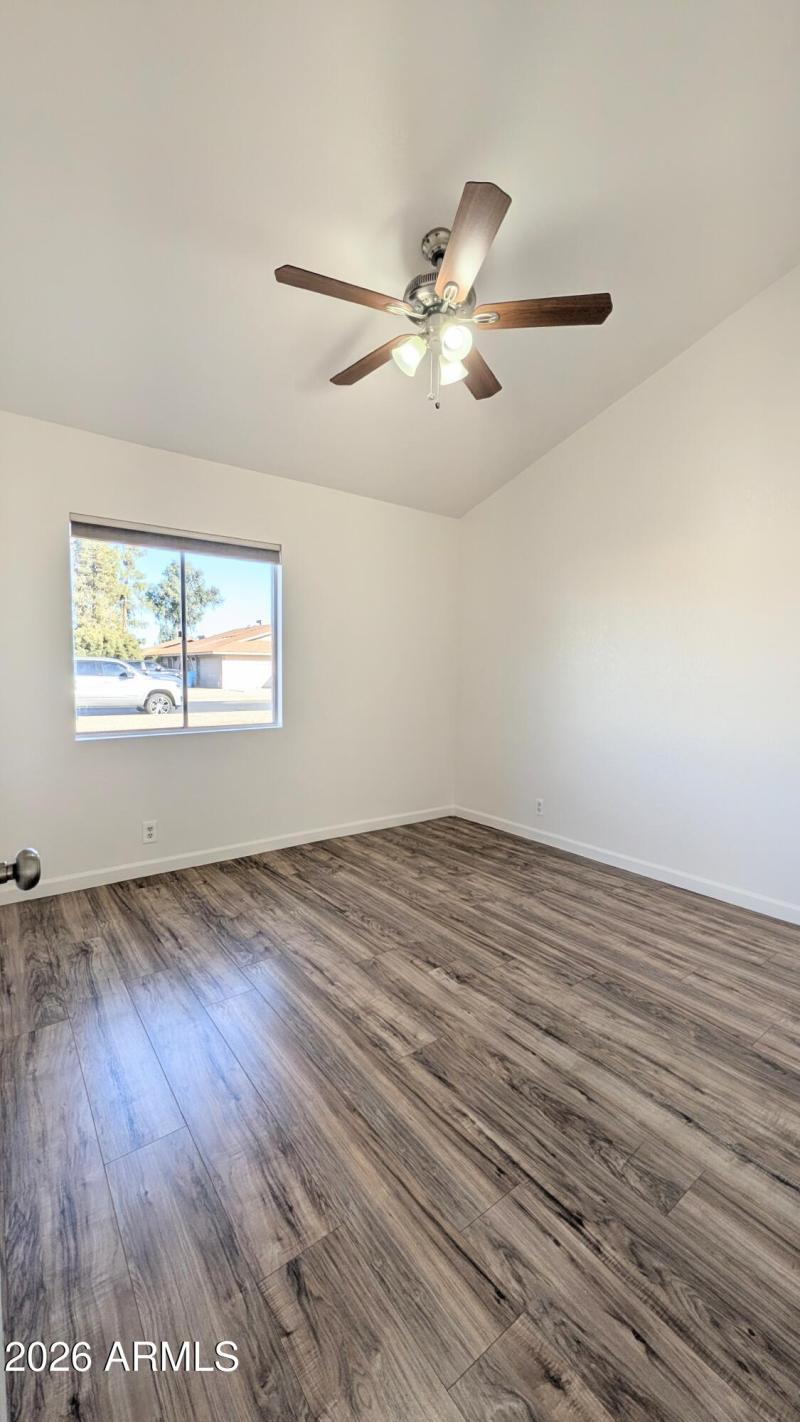 PXL_20260307_232900355.MP~2