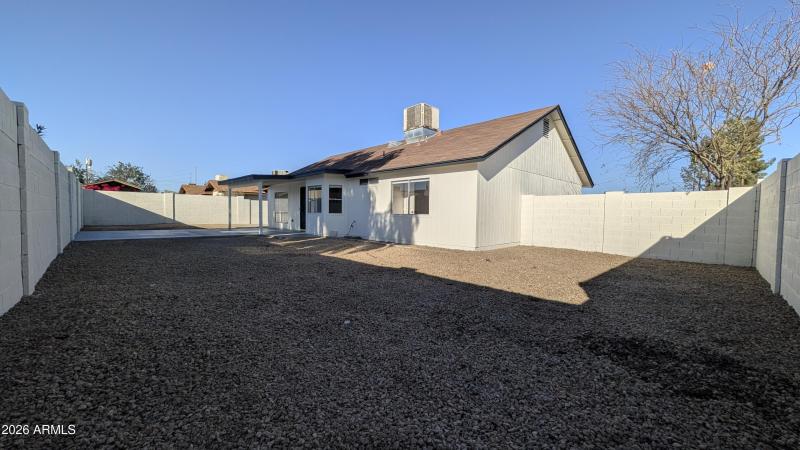 PXL_20260307_233142665.MP~2