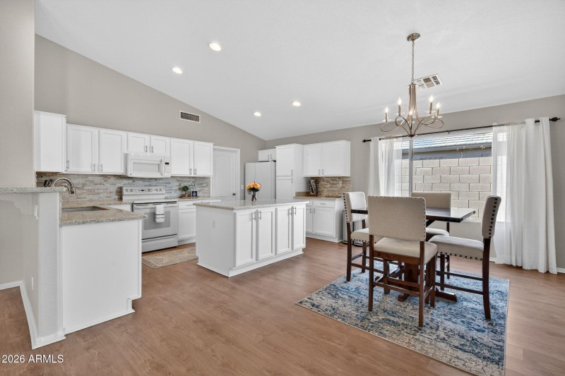 9-web-or-mls-Untitled-9