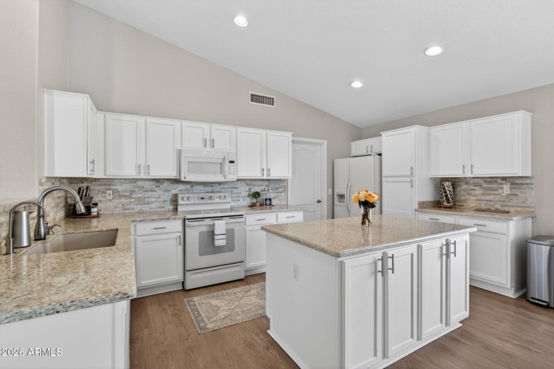 12-web-or-mls-Untitled-12