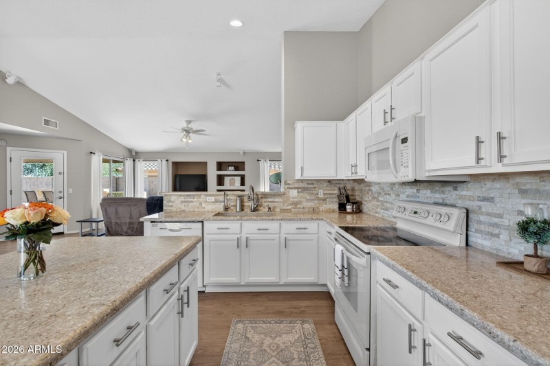 14-web-or-mls-Untitled-14