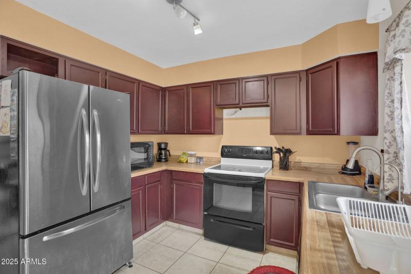 11-web-or-mls-3491 N Arizona #83 -11