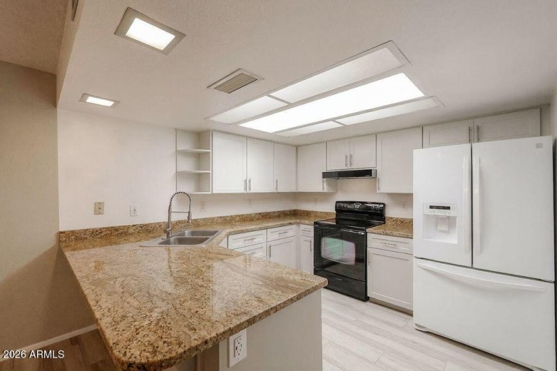 Kitchen counter #2 Virtual