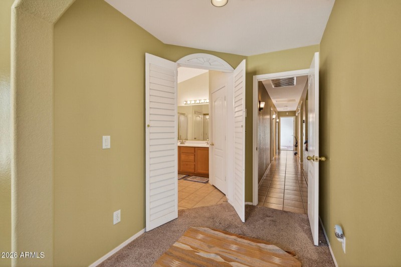 30_10014_N_Potter_Dr30_mls