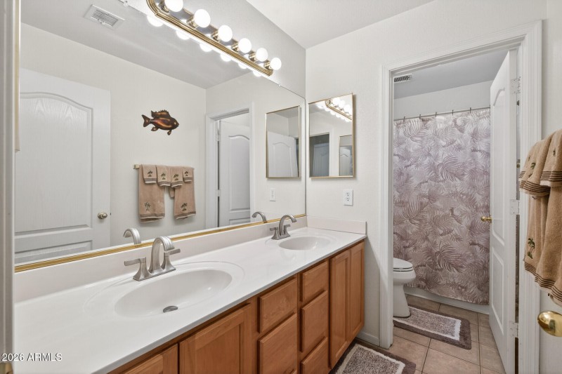 36_10014_N_Potter_Dr36_mls