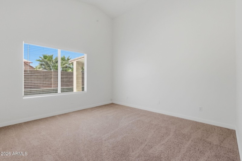 17-web-or-mls-17406 N 22nd St-17