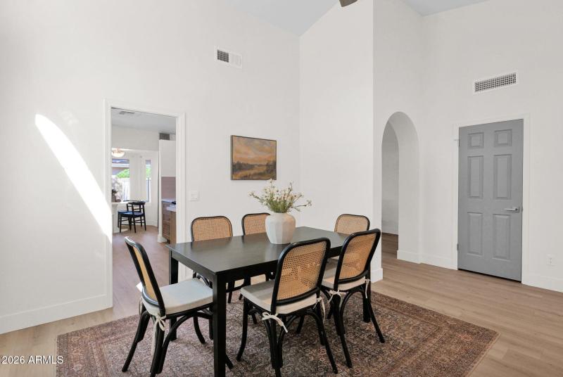 44-web-or-mls-P1569350