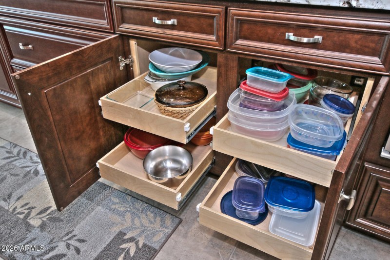 5871 W Cactus Wren Way-large-022-040-Rol