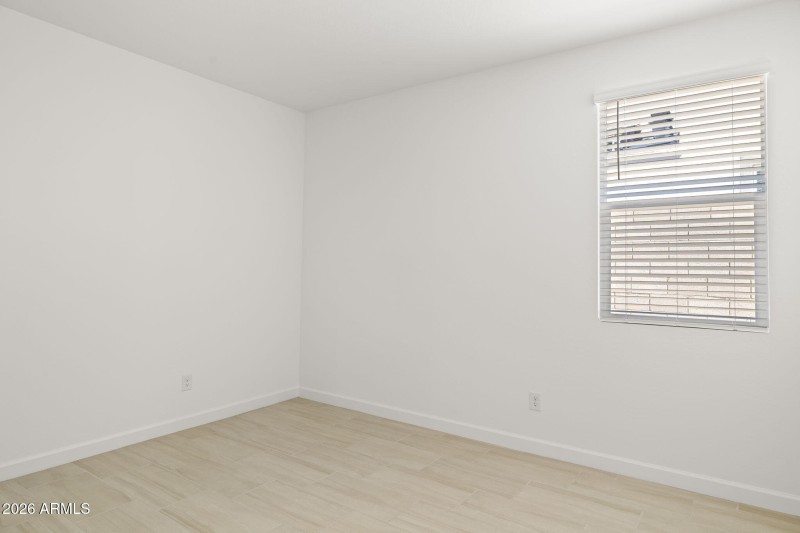 14-web-or-mls-6830-w-molly-ln