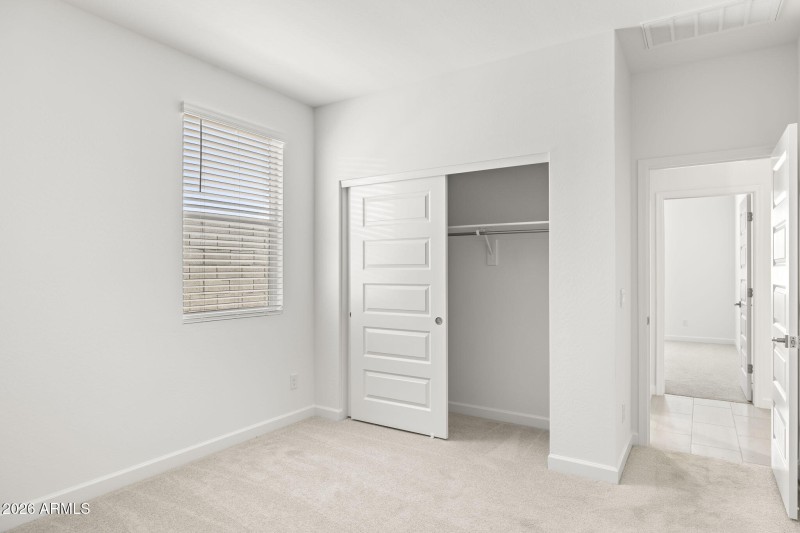 35-web-or-mls-6830-w-molly-ln