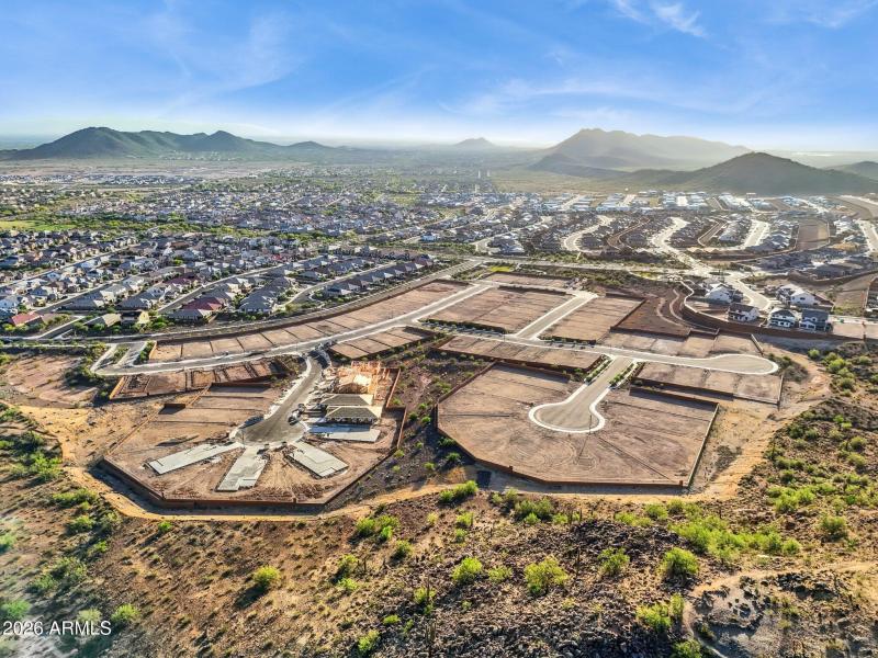 2-web-or-mls-6794-w-spur-dr