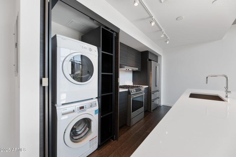 16-web-or-mls-7D3A9546