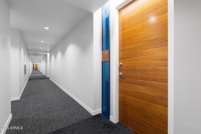 1-web-or-mls-7D3A9472