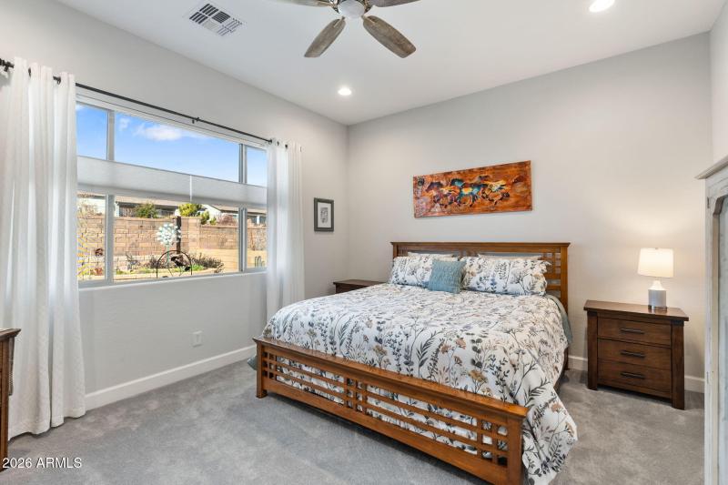 11-web-or-mls-11-Primary Bedroom