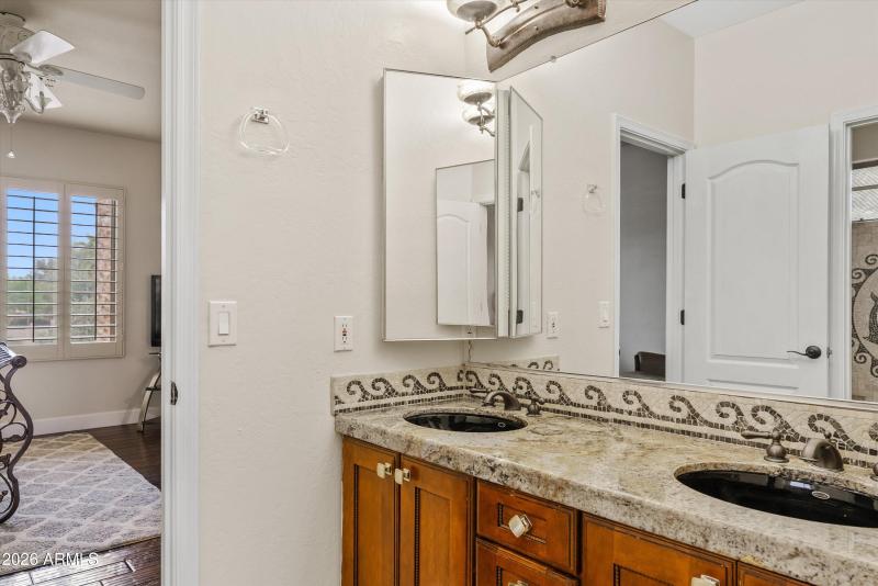 Jack-n-Jill Bathroom - Upstairs