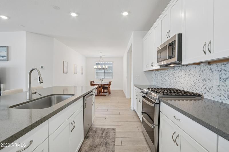 12-print-W Dahlia Dr-S1403-012