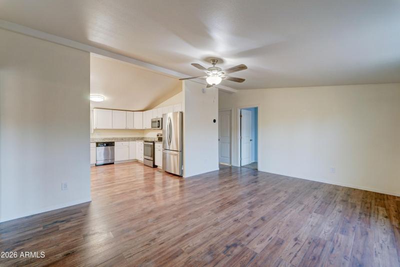 649 W Kaniksu Street-7