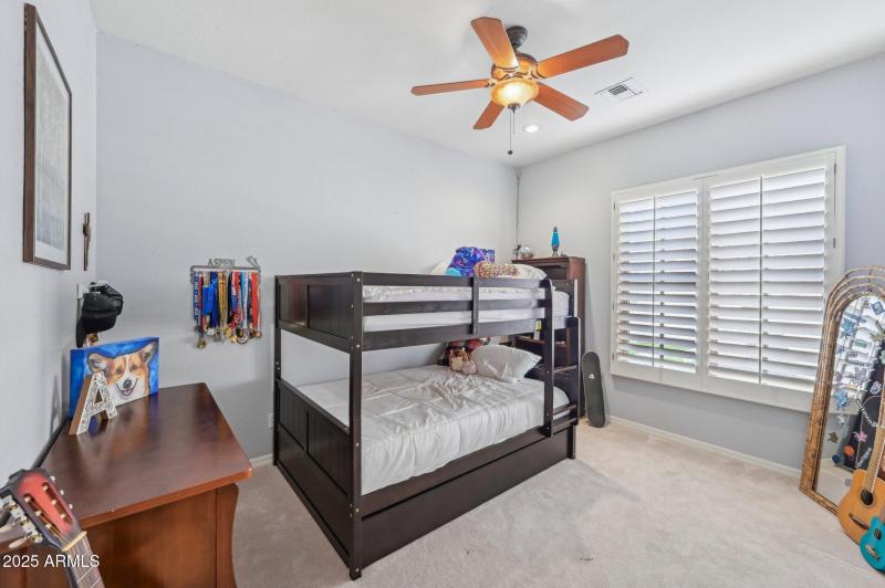 33-web-or-mls-N Cloverfield Cir-033