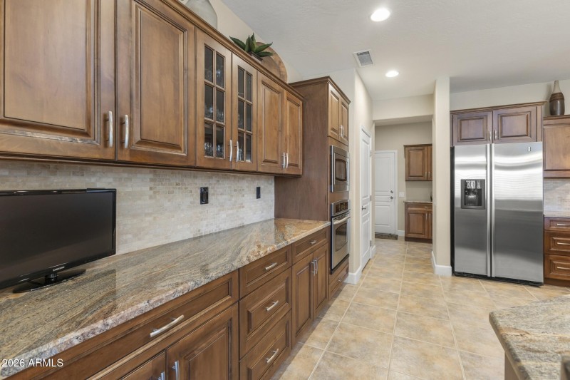 Lots of Counter Space