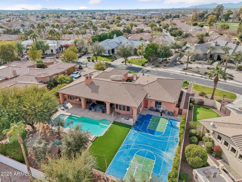 61-web-or-mls-N Cloverfield Cir-061