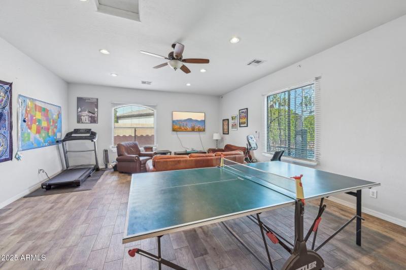 23-web-or-mls-N Cloverfield Cir-023