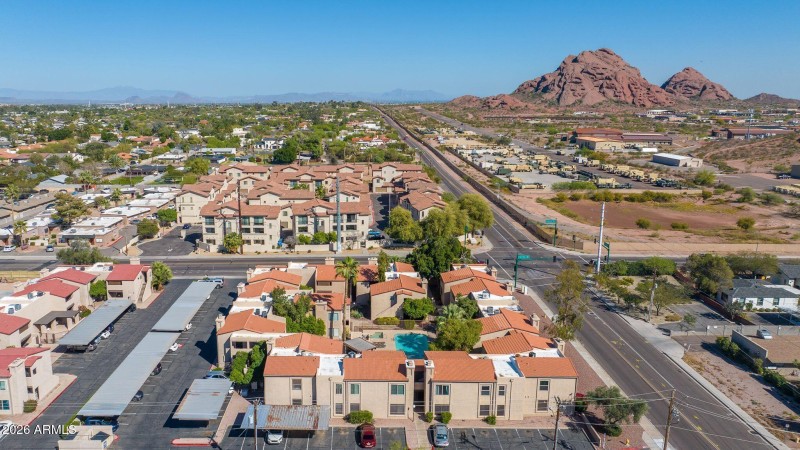 5146 E Oak St Unit 102