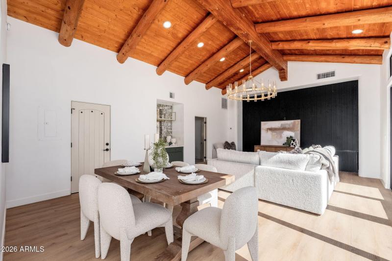 1926 E Augusta Ave - 22