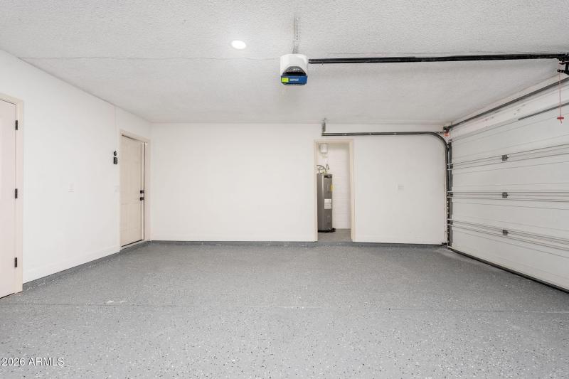 1926 E Augusta Ave - 38