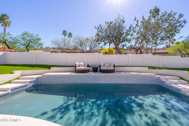 1926 E Augusta Ave - 48