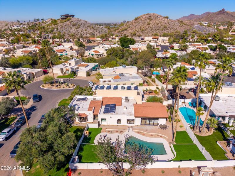 1926 E Augusta Ave - 54