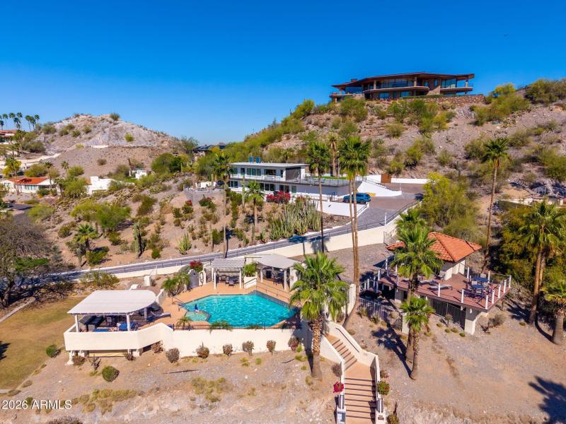 1926 E Augusta Ave - 60