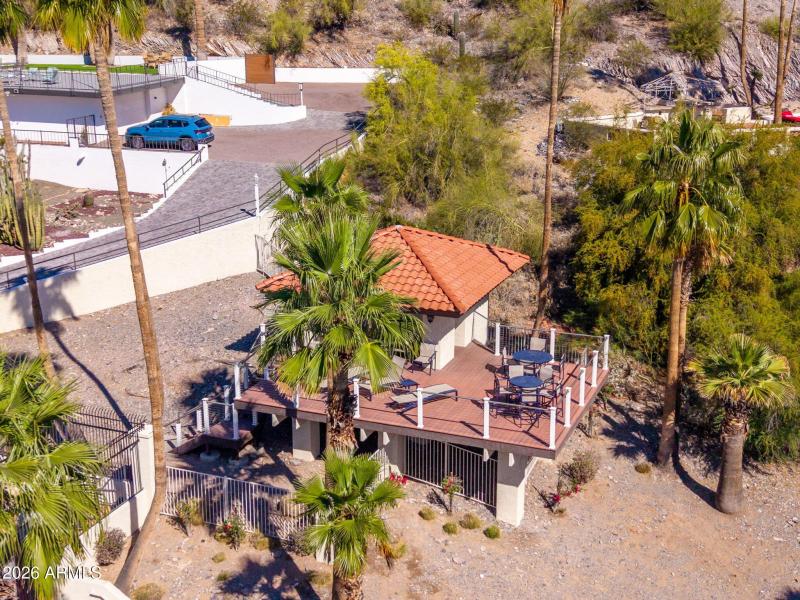 1926 E Augusta Ave - 66