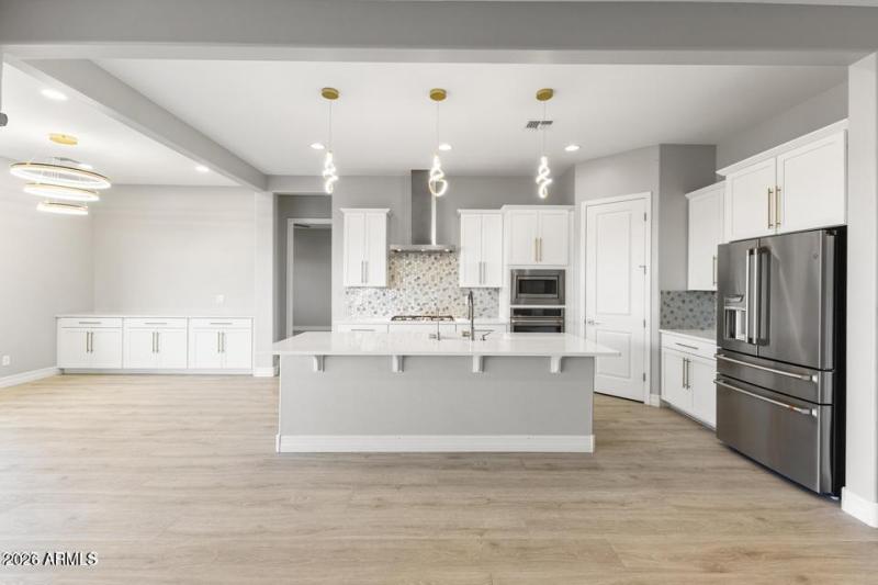 20251114073544846248000000-o