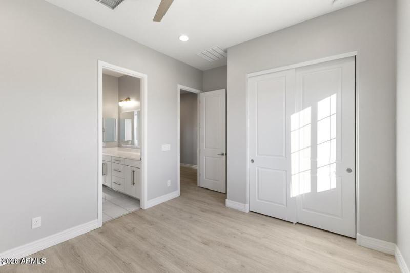 20251114073625600106000000-o