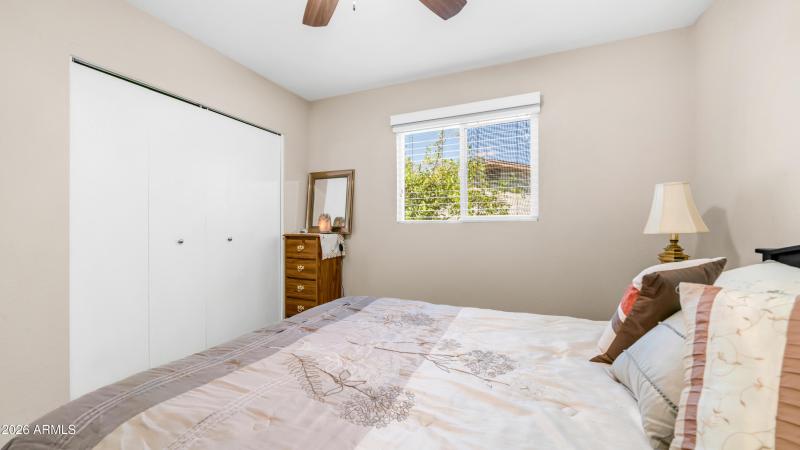 637 S Copper Dr (23)