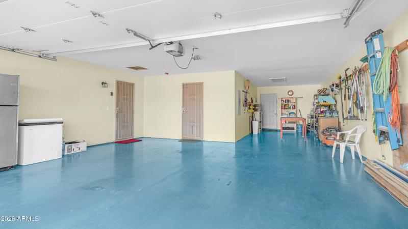 637 S Copper Dr (27)