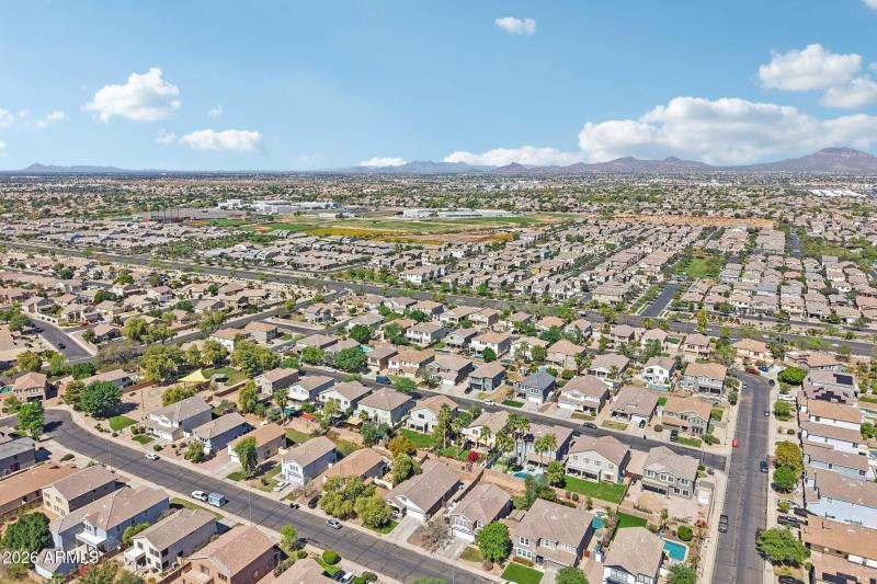 39-web-or-mls-E Obispo Ave-S1403-039