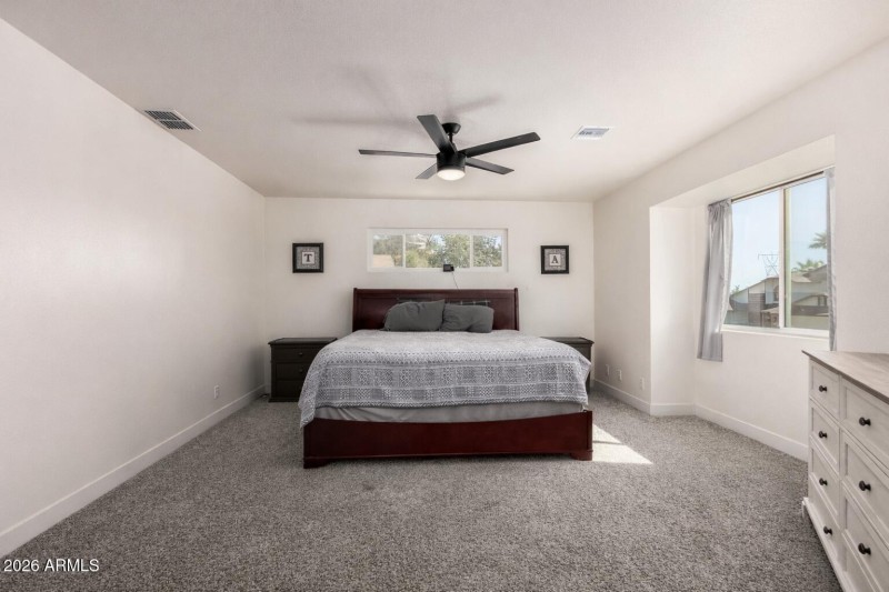 7B4A2EBF-4F60-48B3-B49A-78A2DE0FB4A1