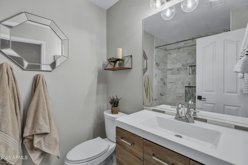 9421 E Jadecrest Dr-20