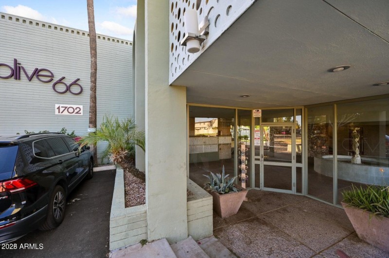 20230313235724590566000000-o