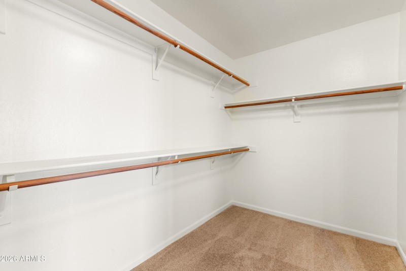 32_10023 e janice way-28