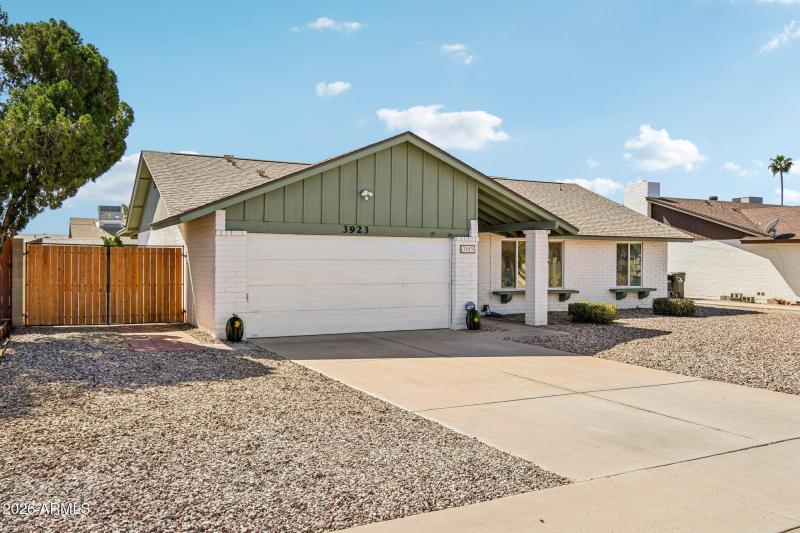 4-web-or-mls-W Aster Dr-S2802-004