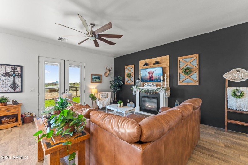 20-web-or-mls-DSC09098