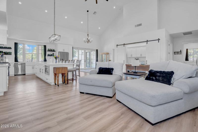 159 E Water Tank Rd-8