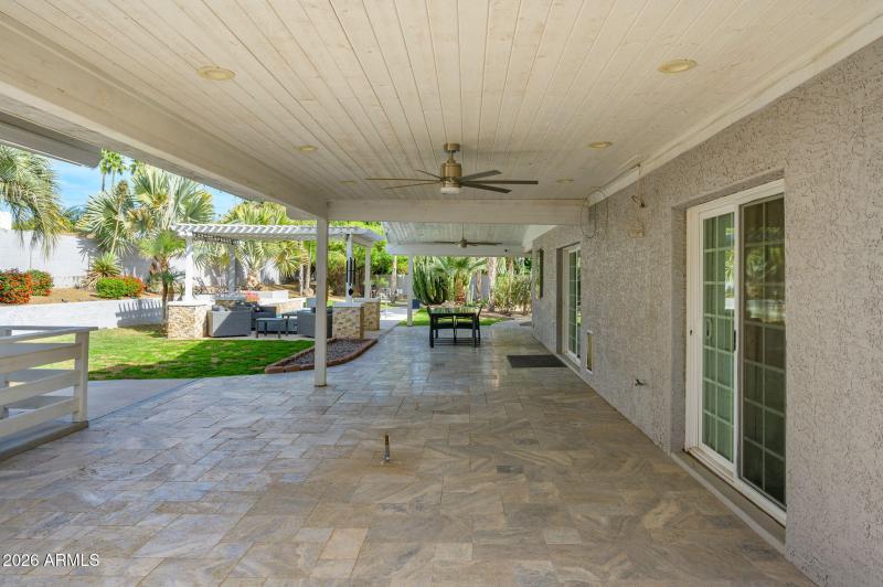 18-web-or-mls-Beverly-7