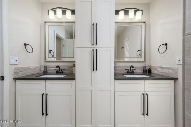 37-web-or-mls-Beverly-28