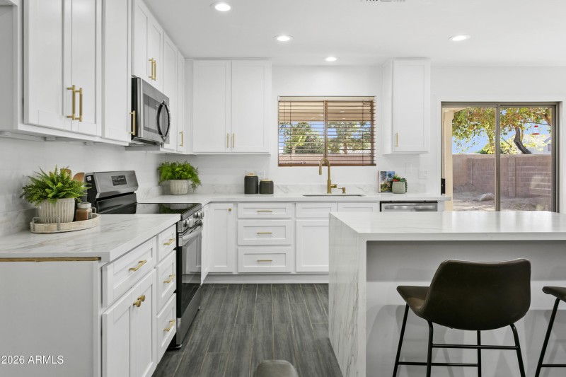 1591 E BRADSTOCK WAY, San Tan Valley