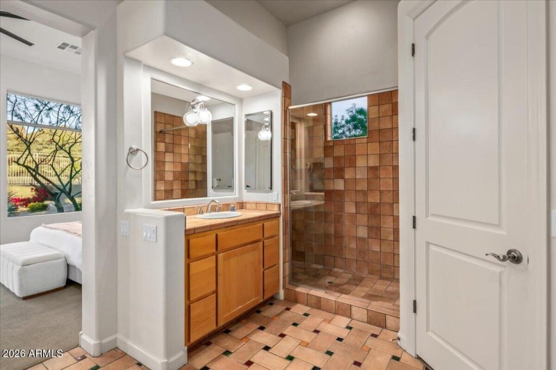 32-Primary Bath ~ Showers