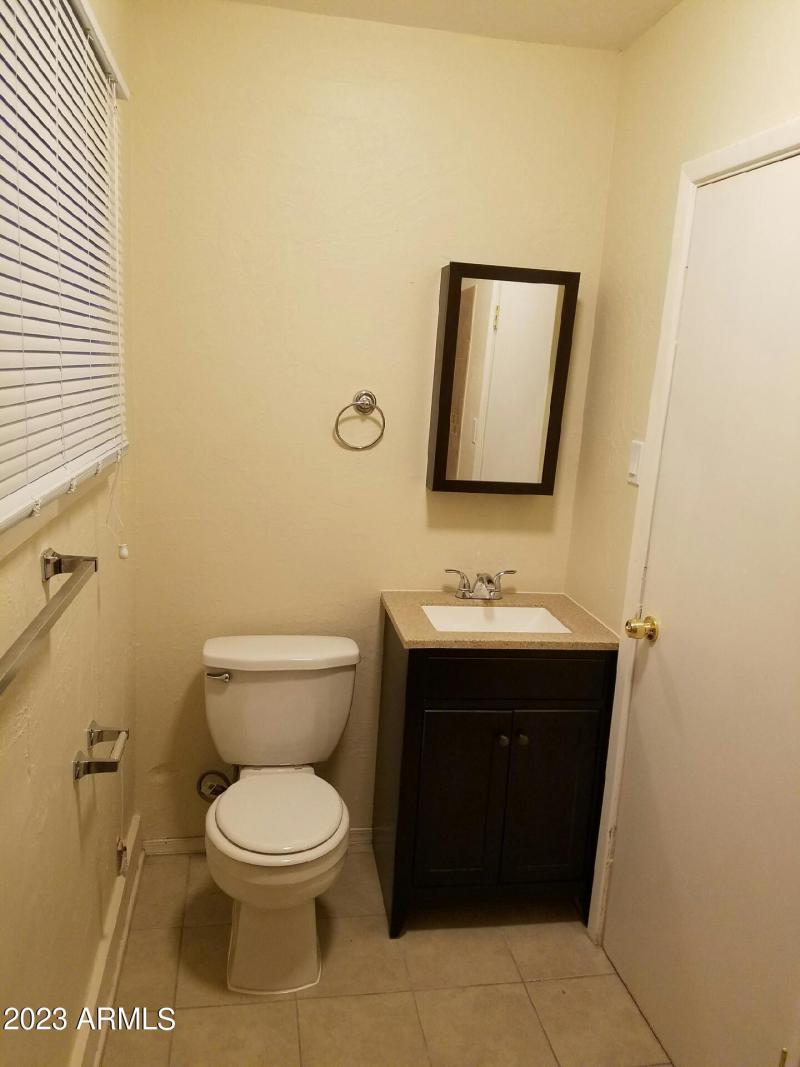 1-101 2vanity-toilet